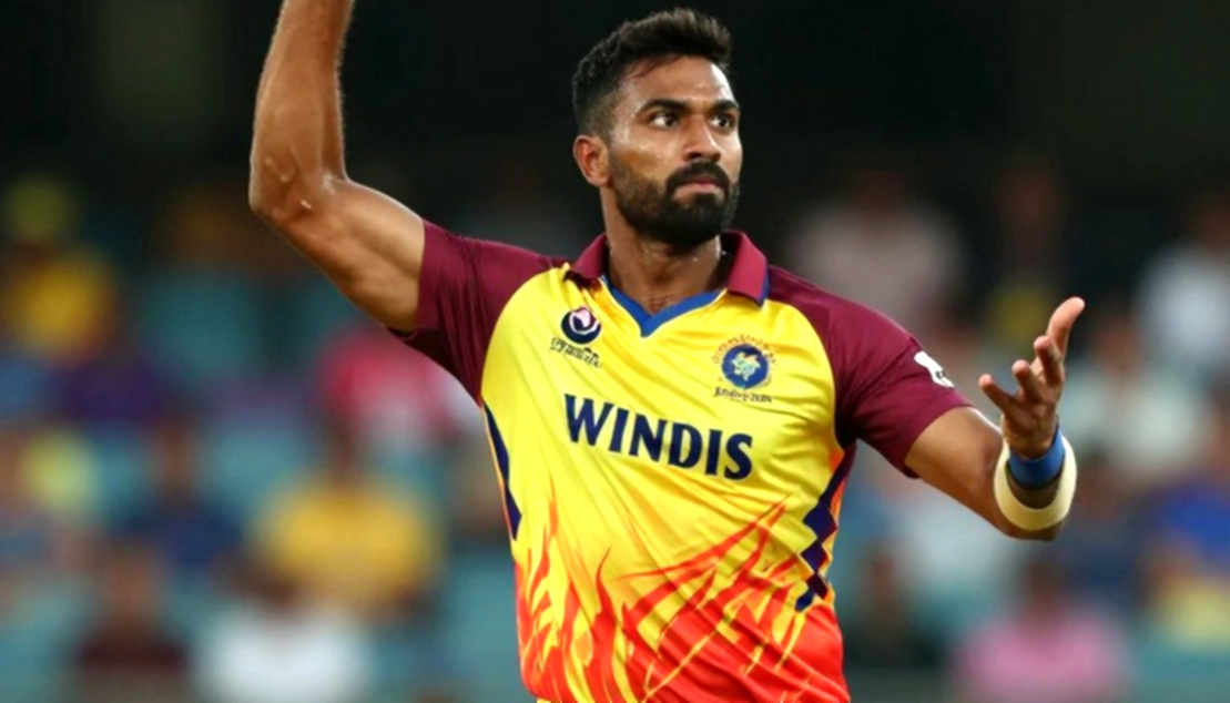 গকেবের্হায় সতেরো জন: স্টাবসের বাদ পড়া যেখানে গৌণ, রিকেলটনের গ্লাভস যেখানে আসল সংকেত